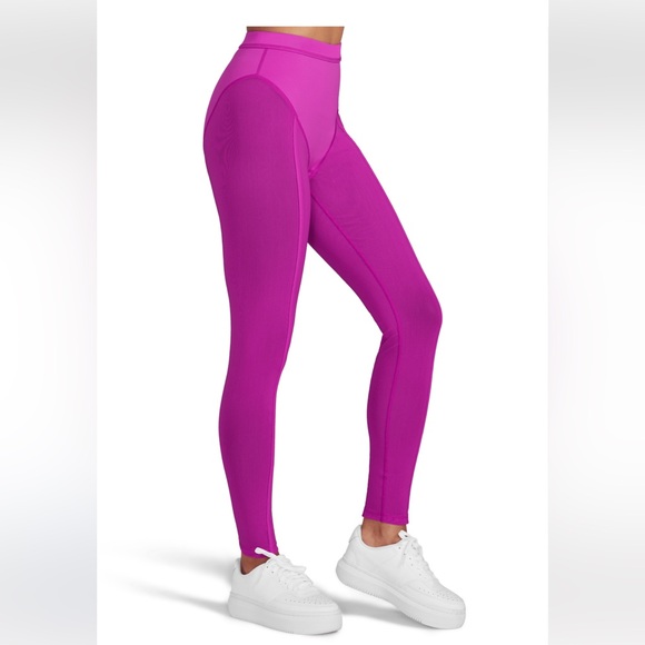 NWOT Peloton Solid Panty Legging - Picture 4 of 7